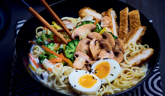 Recette Ramen : bouillon de nouilles japonais au porc